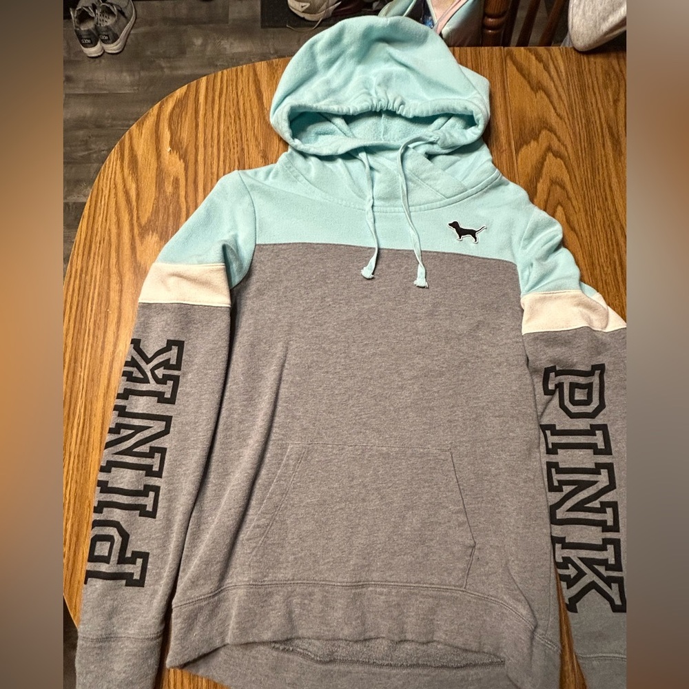 Pink hoodie XS